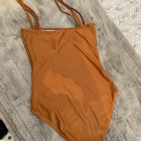 Onepiece swimsuit - Picture 3 of 4